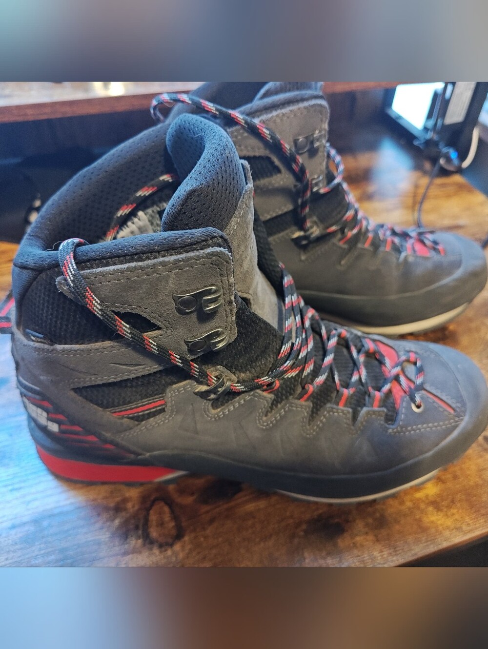 Hanwag Makra Pro GTX Mens, Hiking, Hunting, Mountaineering Boots